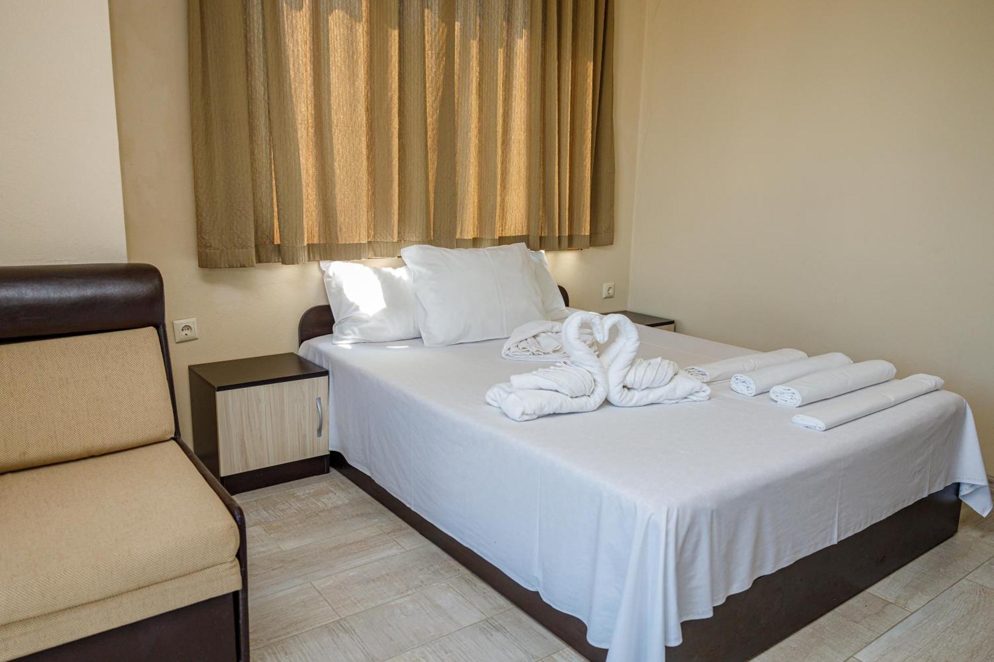 Family Hotel Silitur Ahtopol Eksteriør billede