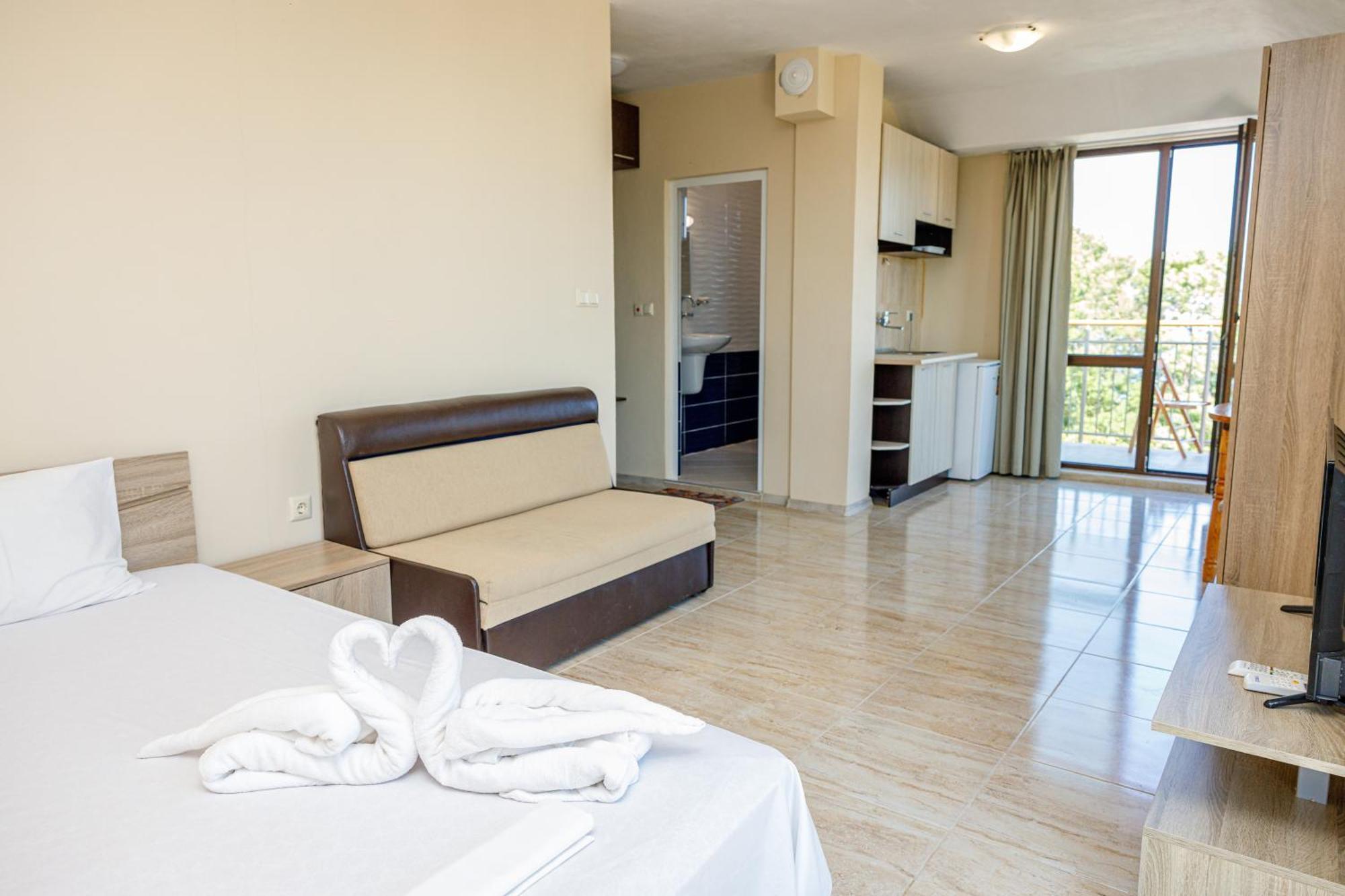 Family Hotel Silitur Ahtopol Eksteriør billede