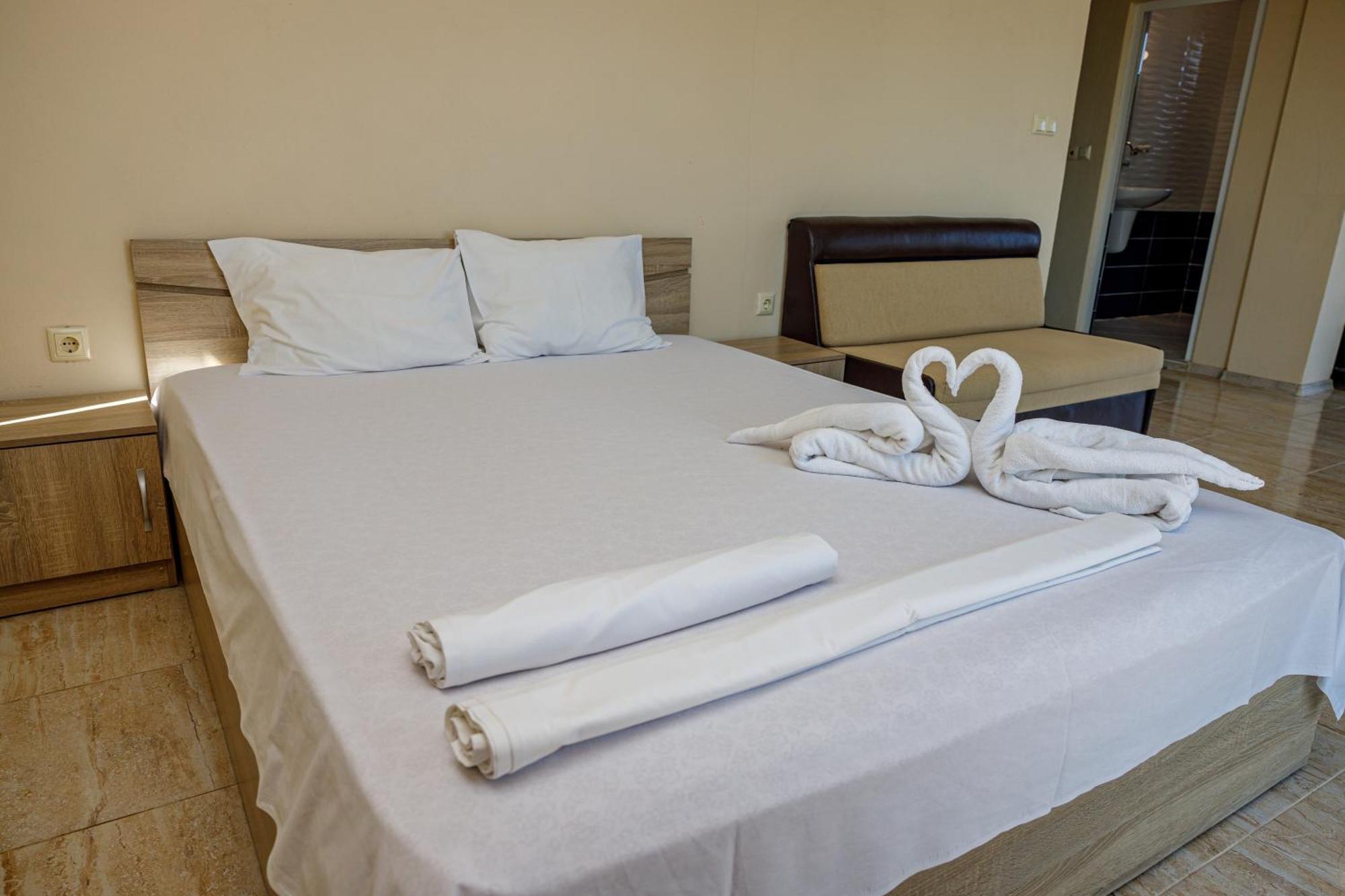 Family Hotel Silitur Ahtopol Eksteriør billede