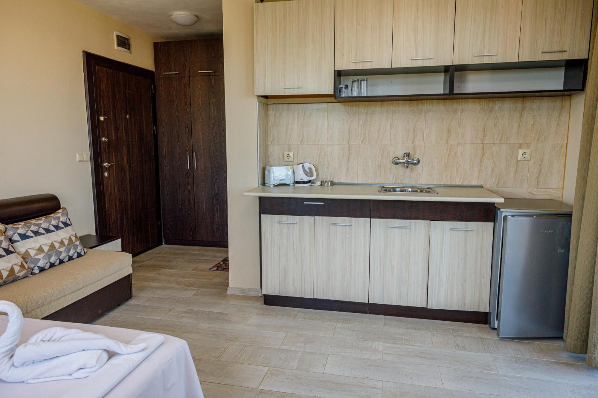 Family Hotel Silitur Ahtopol Eksteriør billede